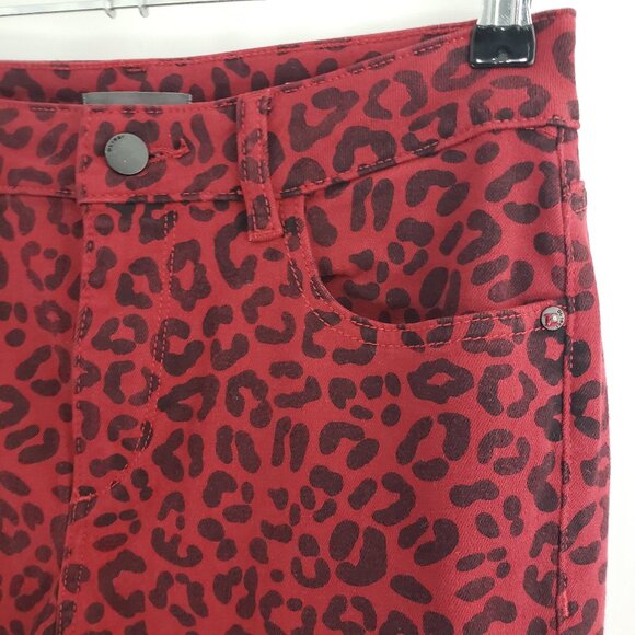 DL1961 Florence Ankle Jeans Size 27 Red Animal Print Stretch Waist Skinny Jeans - Picture 2 of 10